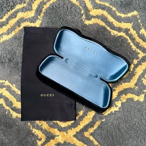 Medium Gucci Velvet Sunglass Case